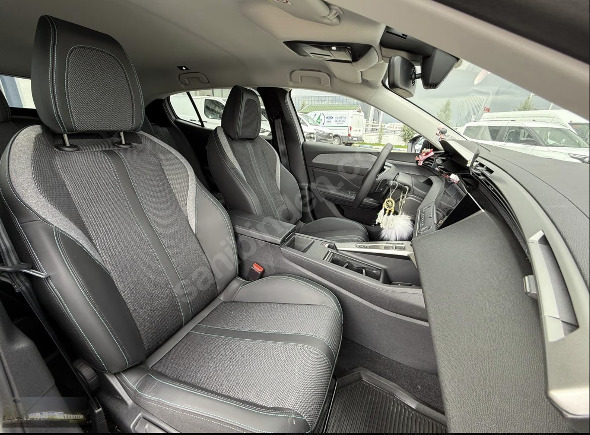 PEUGEOT 408 1.2 ALLURE / HATASIZ / YETKİLİ FORD BAYİ'DEN 2025 MODEL